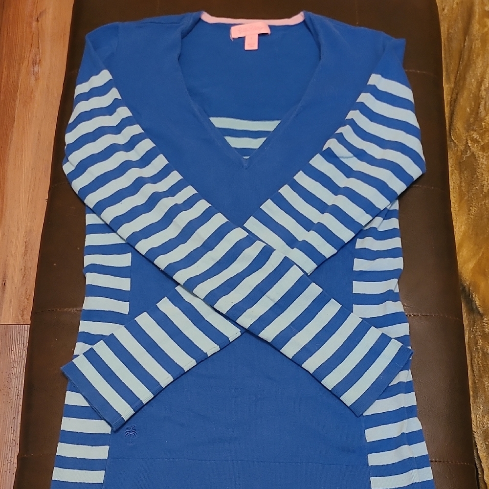 Lilly Pulitzer Blue and Light Blue Striped Top